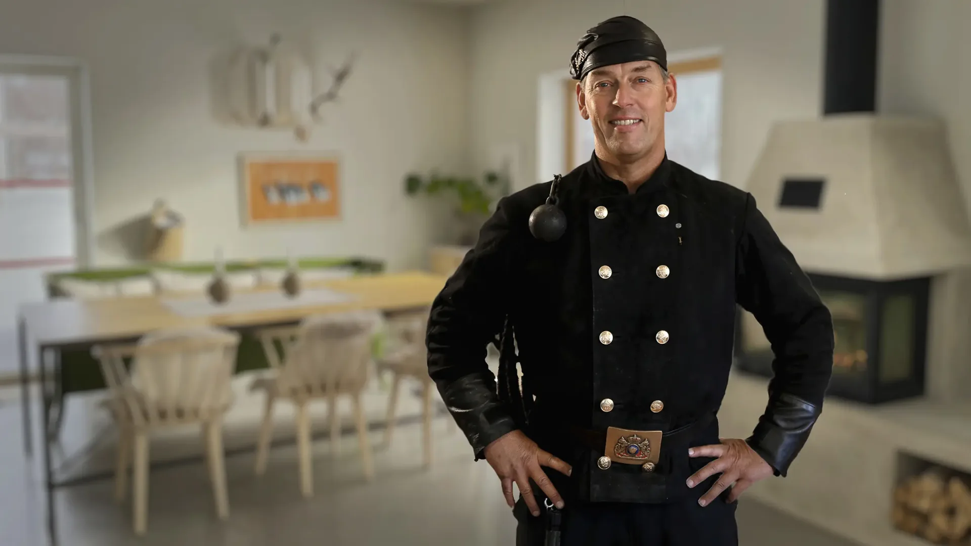 Sotare i traditionell sotaruniform