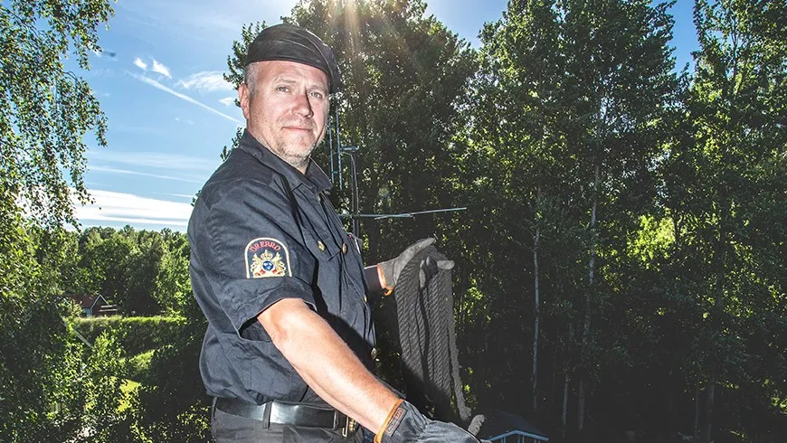Brandskyddskontroll, sotare Carl Johan på tak